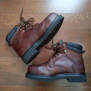 SOLD Wolverine Steel-toe Leather Mens Work Boots